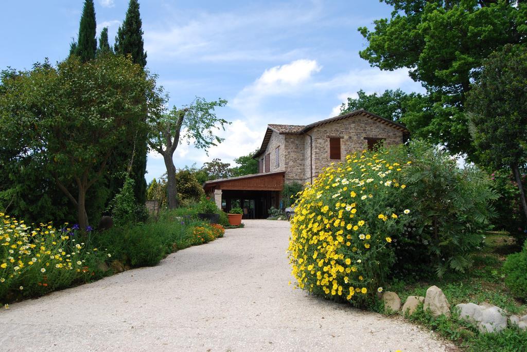 Casale Il Cerqueto Bed & Breakfast Сан Северино Марке Екстериор снимка